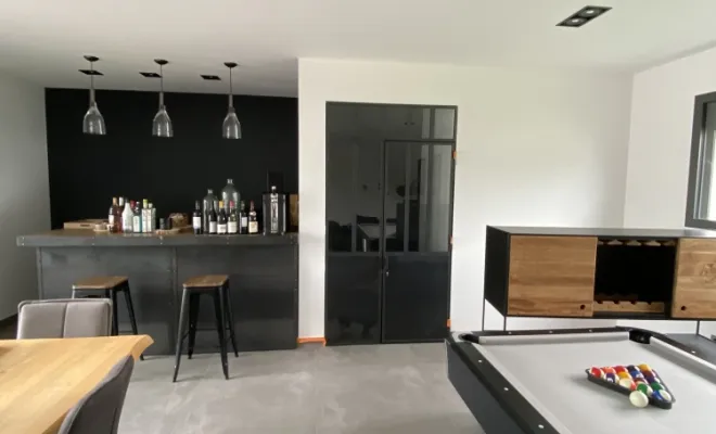 Peinture d'une pièce a vivre a Chazelle sur Lyon, Montbrison, Carré Déco